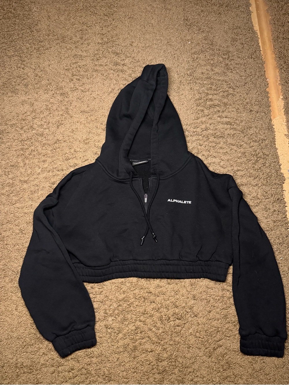 Alphalete Black Cropped Zip-Up Hoodie Sweatshirt